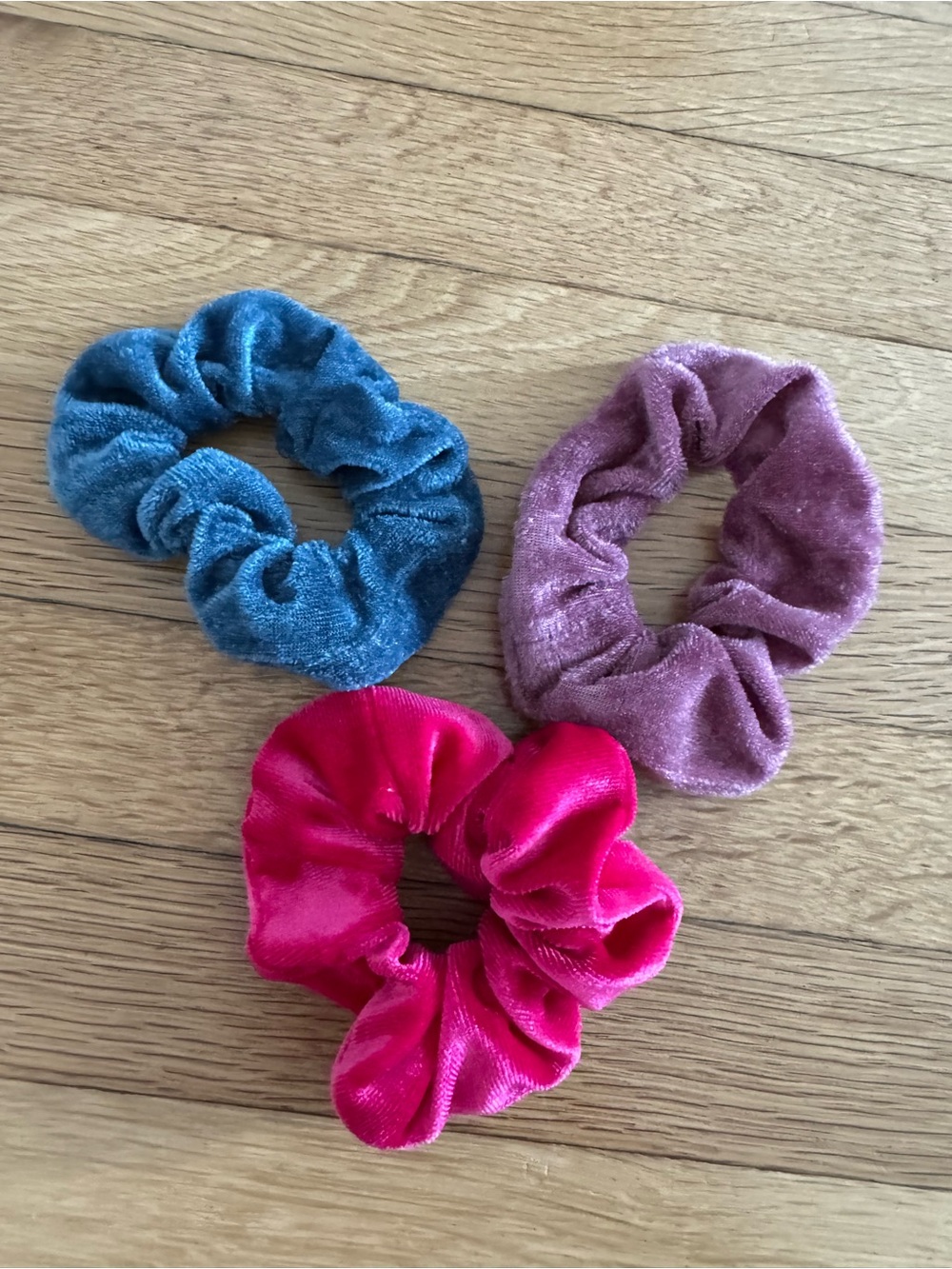 Set of 3 Velvet Hair Ties Scrunchies